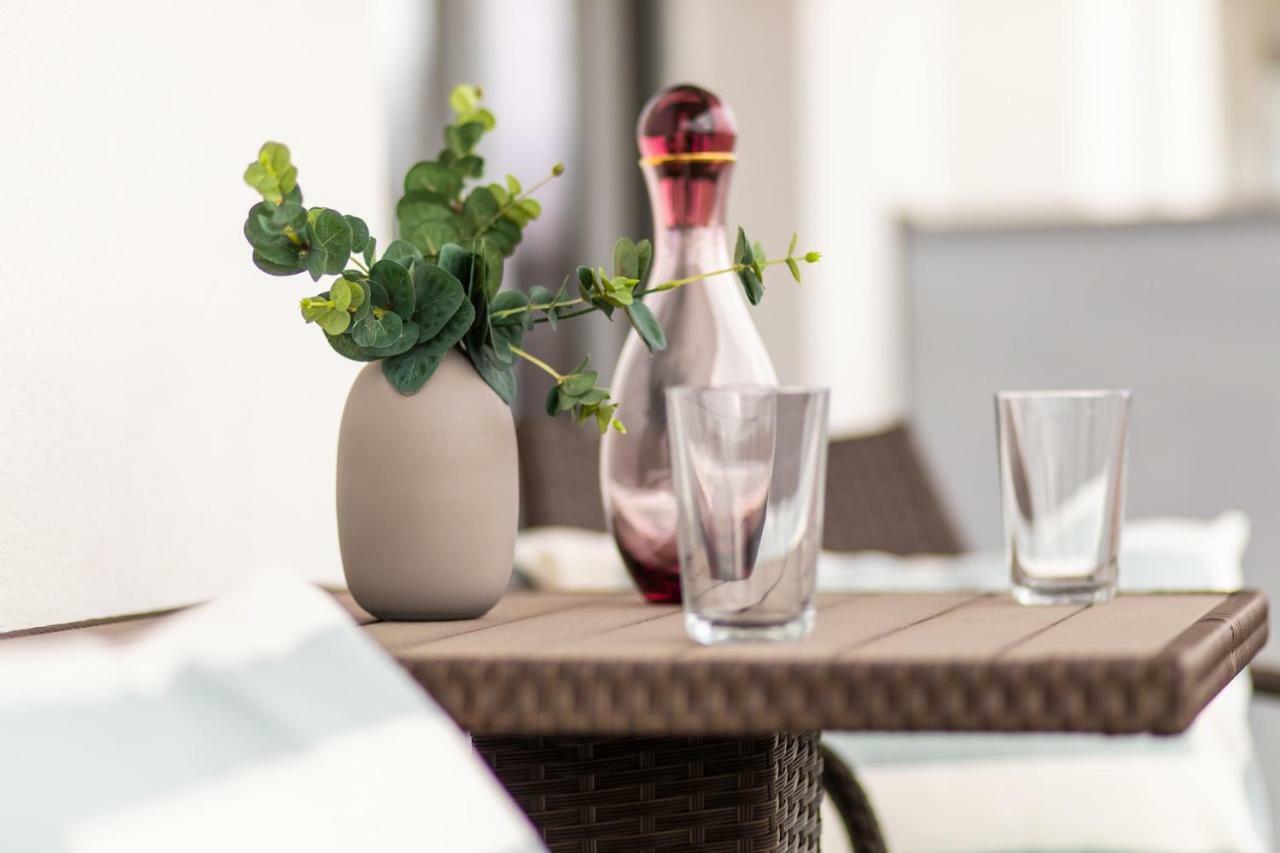 Seaside Beach Przy Plazy - Parking - Praia Apartments - Ergo Polsat Plus Arena Гданск Екстериор снимка